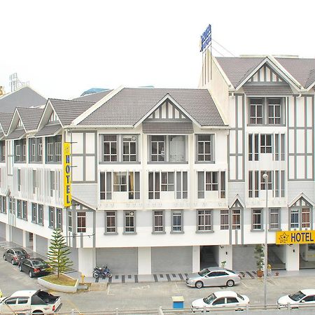 Hotel Double Stars קמרון היילנדס מראה חיצוני תמונה