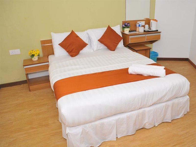 Hotel Double Stars קמרון היילנדס מראה חיצוני תמונה