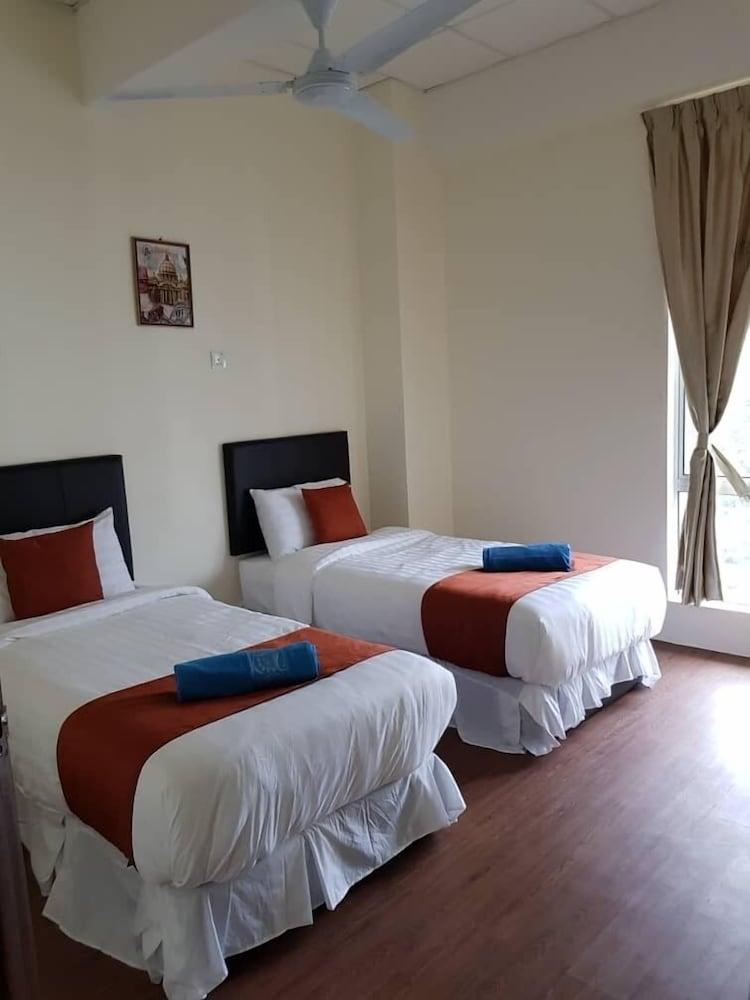 Hotel Double Stars קמרון היילנדס מראה חיצוני תמונה