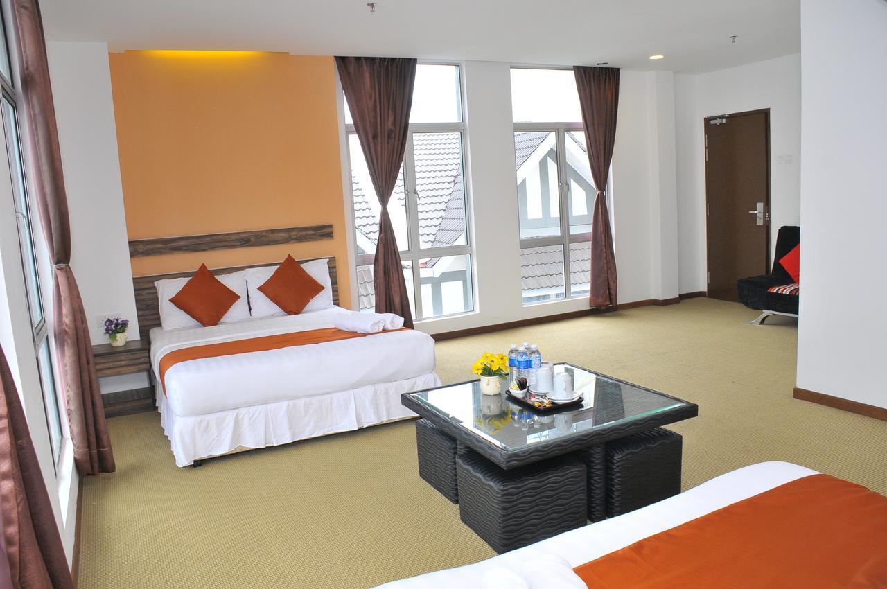 Hotel Double Stars קמרון היילנדס מראה חיצוני תמונה