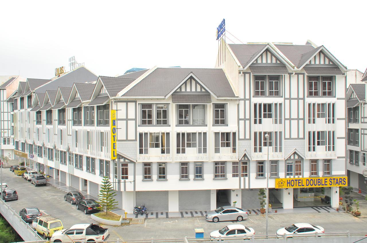 Hotel Double Stars קמרון היילנדס מראה חיצוני תמונה