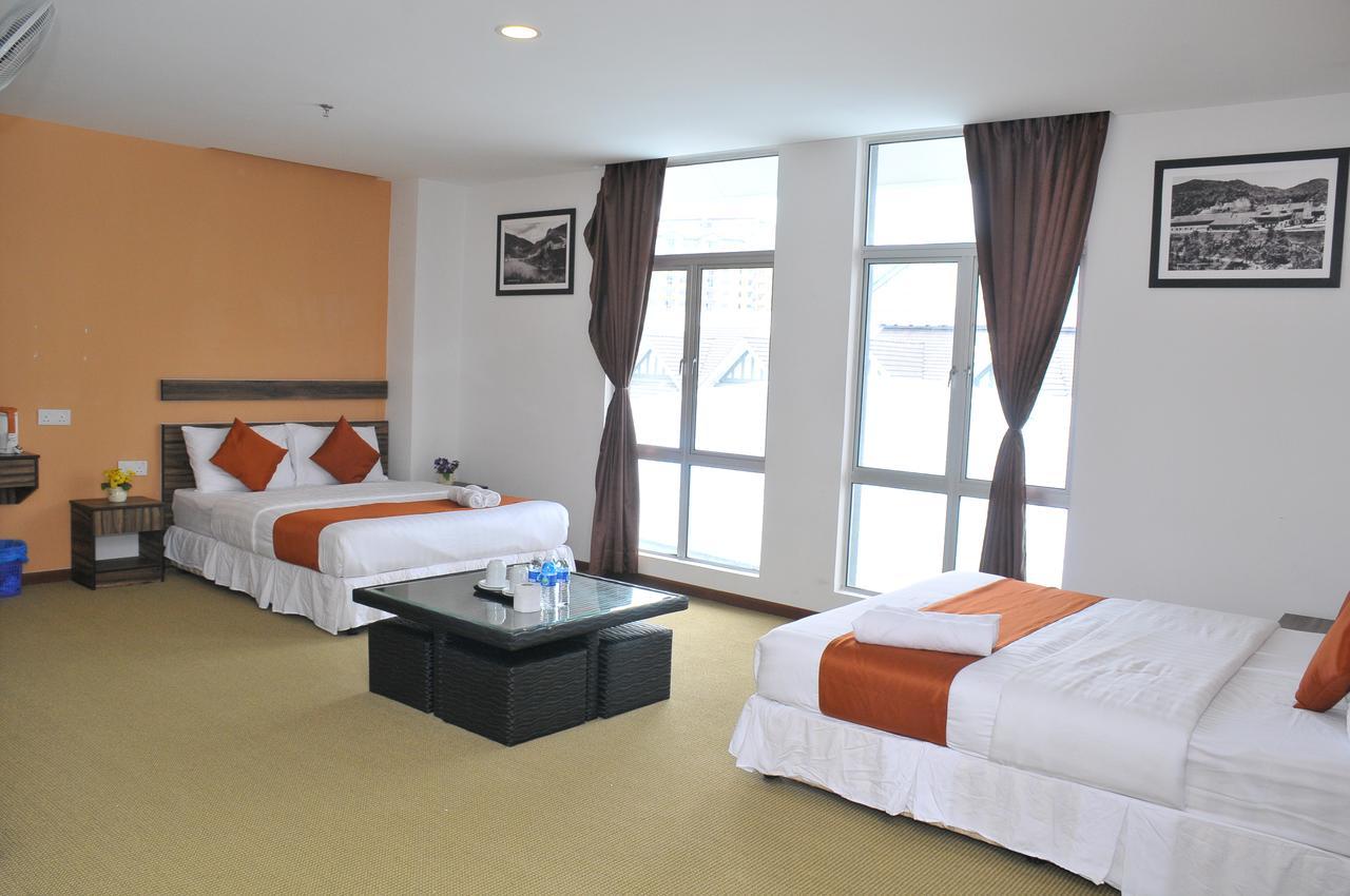 Hotel Double Stars קמרון היילנדס מראה חיצוני תמונה