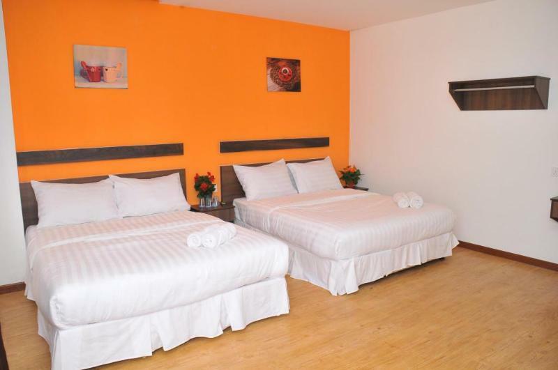 Hotel Double Stars קמרון היילנדס מראה חיצוני תמונה