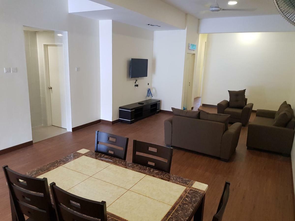 Hotel Double Stars קמרון היילנדס מראה חיצוני תמונה